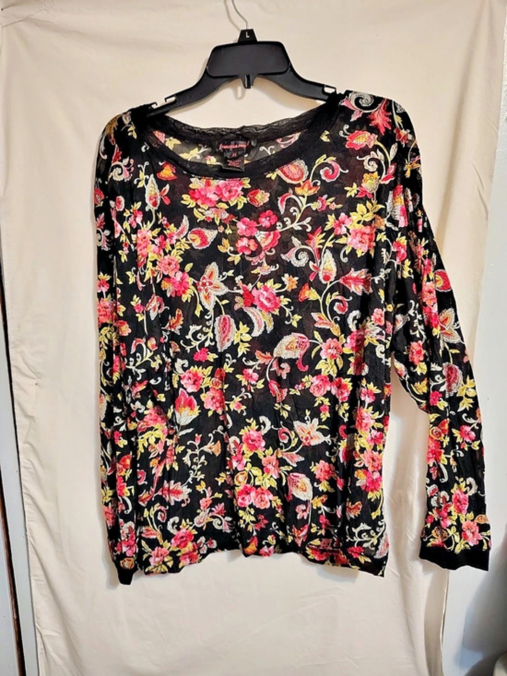Francesca's Floral Long Sleeve Top Black & Pink Size 2X Like New